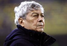 Ο προπονητής Μιρτσέα Λουτσέσκου κατά τη διάρκεια τεχνικής καθοδήγησης πριν από το ιατρικό περιστατικό στην προπόνηση