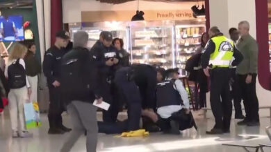 Στιγμιότυπο από τον χώρο αναχωρήσεων του αεροδρομίου Ελευθέριος Βενιζέλος όπου σημειώθηκε το επεισόδιο