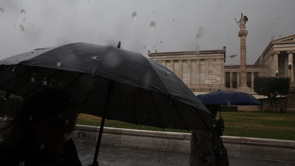 Ισχυρές βροχές και καταιγίδες στην Ελλάδα λόγω της κακοκαιρίας Deborah