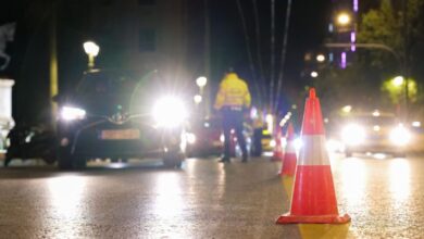 Αστυνομικοί της Άμεσης Δράσης με μοτοσικλέτες σε σημείο ελέγχου στα Πατήσια