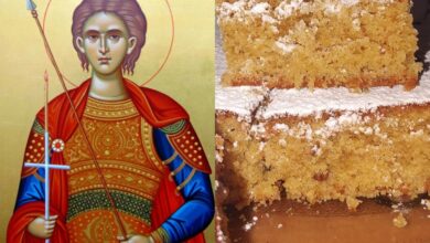 Η εικόνα του Αγίου Φανουρίου που κρατάει αναμμένο κερί και σταυρό, πλαισιωμένη από σκηνές του μαρτυρίου του