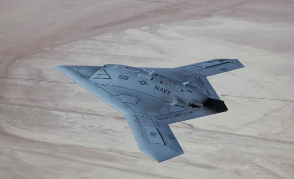 Το μη επανδρωμένο αεροσκάφος RQ-180 της Northrop Grumman, το πιο εξελιγμένο stealth drone των ΗΠΑ, σε αποστολή αναγνώρισης