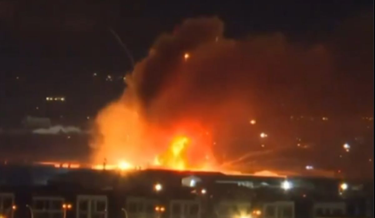 Καπνοί και εκρήξεις στην περιοχή της βρετανικής αεροπορικής βάσης Ακρωτηρίου στην Κύπρο μετά από επίθεση