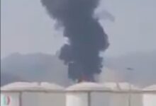 Μεγάλες πυρκαγιές σε δεξαμενές πετρελαίου στη Φουτζέιρα μετά από επίθεση με drones από το Ιράν