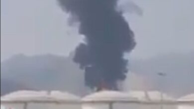 Μεγάλες πυρκαγιές σε δεξαμενές πετρελαίου στη Φουτζέιρα μετά από επίθεση με drones από το Ιράν