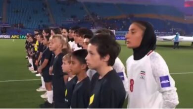 Στιγμιότυπο από τις διαμαρτυρίες στη Χρυσή Ακτή της Αυστραλίας για τη σωτηρία των Ιρανών αθλητριών που κινδυνεύουν με εκτέλεση