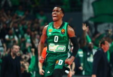 Ο Τζέιλεν Σορτς πανηγυρίζει καλάθι κόντρα στη Μονακό στο κατάμεστο T-Center – Νίκη πρόκριση για τον Παναθηναϊκό AKTOR.