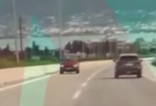 Λευκό αυτοκίνητο κινείται ανάποδα στο αντίθετο ρεύμα στην Ιονία Οδό