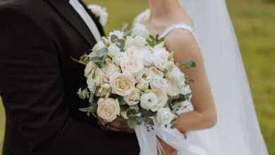 Στιγμιότυπο από το επεισόδιο βίας σε γαμήλιο γλέντι στο Μενίδι όπου καλεσμένος δέχθηκε άγρια επίθεση