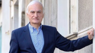 Ο γνωστός αθλητικογράφος Μανώλης Μαυρομμάτης σε μια από τις δημόσιες εμφανίσεις του, πριν την περιπέτεια της υγείας του.