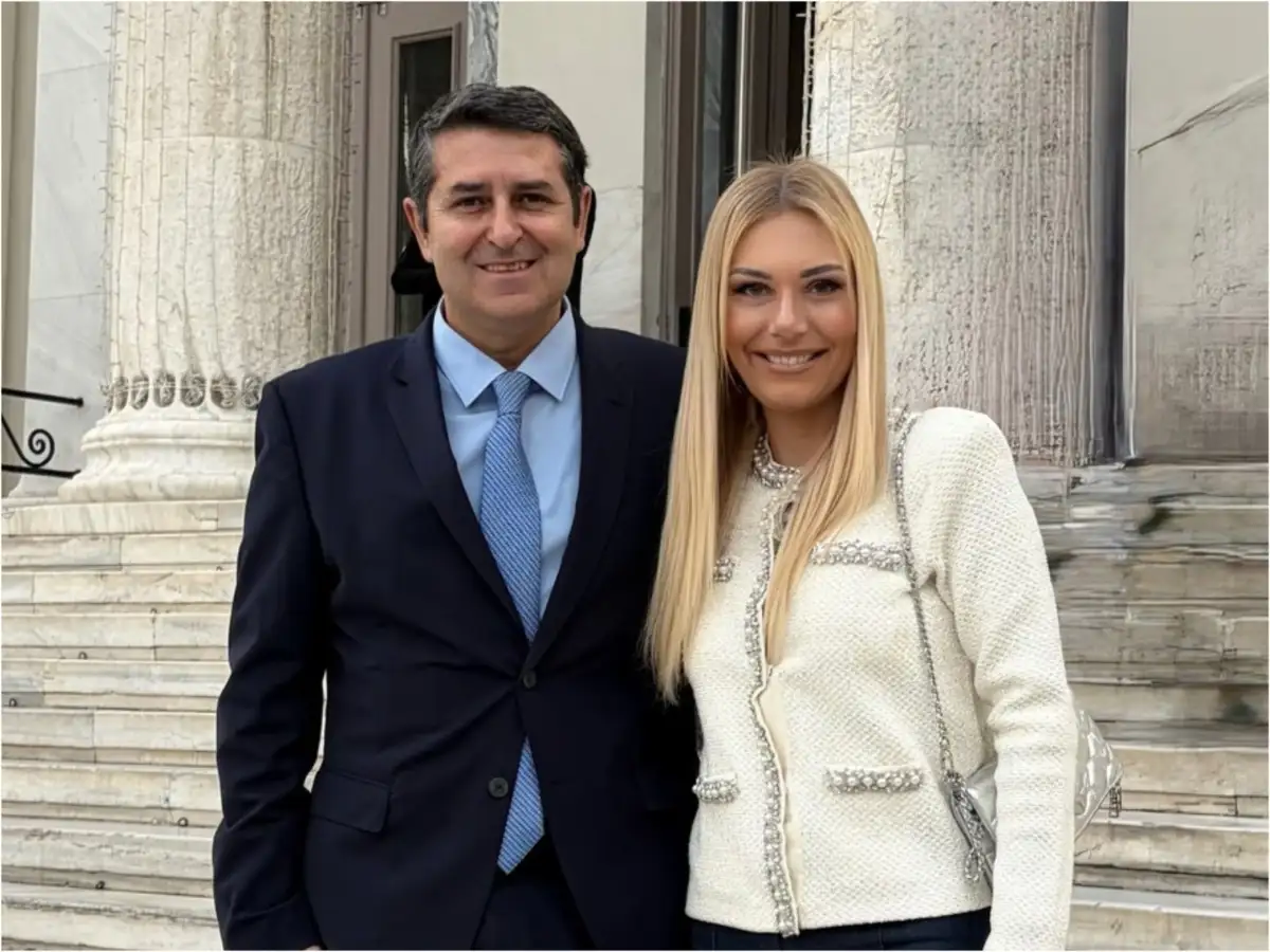 Η Τίνα Μεσσαροπούλου και ο σύζυγός της Γιώργος Μυλωνάκης σε κοινή τους εμφάνιση