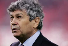 Ο Μιρτσέα Λουτσέσκου σε μια στιγμή περισυλλογής στον πάγκο, αναφορά στη σχέση του με τον Θεό