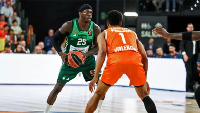 Ο Κέντρικ Ναν πανηγυρίζει μετά το νικηφόρο καλάθι στο Βαλένθια - Παναθηναϊκός