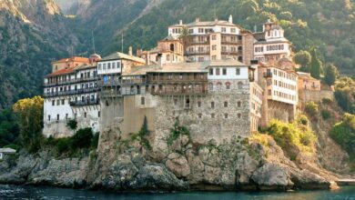 Τροχαίο δυστύχημα στο Άγιον Όρος με θύμα μοναχό μετά τη λιτανεία στις Καρυές