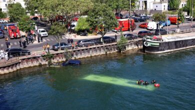 Λεωφορείο βυθισμένο στον ποταμό Σηκουάνα στη Γαλλία με σωστικά συνεργεία