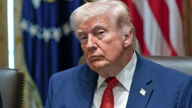 Ο Ντόναλντ Τραμπ κατά τη διάρκεια επίσημης ομιλίας για τις σχέσεις ΗΠΑ και Ιράν.