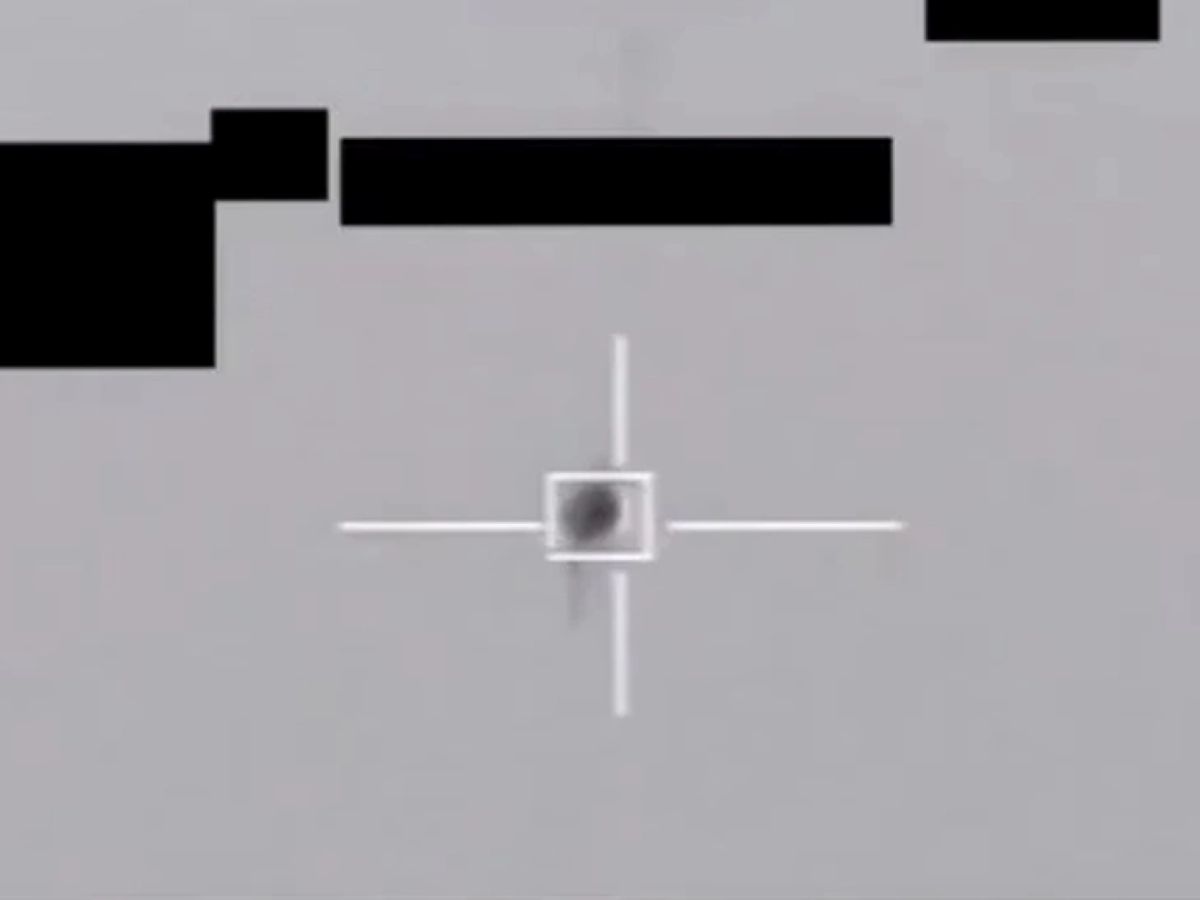 Αμερικανικό μαχητικό αεροσκάφος F-16 σε πτήση κατά τη διάρκεια αποστολής αναχαίτισης