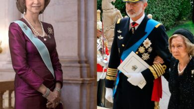 Η Βασίλισσα Σοφία της Ισπανίας σε επίσημη εμφάνιση, με φόντο το Παλάτι