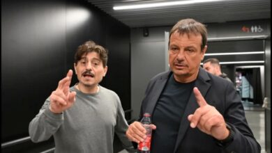 Ο Εργκίν Αταμάν σε ένταση κατά τη διάρκεια της συνέντευξης Τύπου μετά το Βαλένθια - Παναθηναϊκός