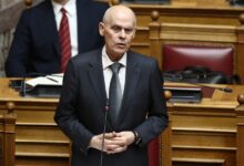 Ο Υφυπουργός Υποδομών Νίκος Ταγαράς σε επίσημη παρουσίαση έργων.