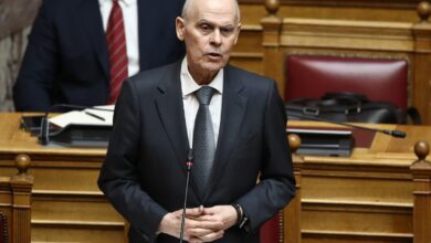 Ο Υφυπουργός Υποδομών Νίκος Ταγαράς σε επίσημη παρουσίαση έργων.