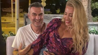 Ο Τραϊανός Δέλλας και η Γωγώ Μαστροκώστα σε κοινή τους εμφάνιση χαμογελαστοί