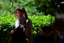 Δικαστήριο στη Γαλλία για την υπόθεση τραπεζίτη που κακοποιούσε επί χρόνια τη σύντροφό του