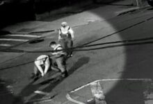 Ένα ανοιχτό φρεάτιο υπονόμου σε δρόμο της Νέας Υόρκης από όπου βγαίνουν μυστήριοι άνδρες προκαλώντας τρόμο